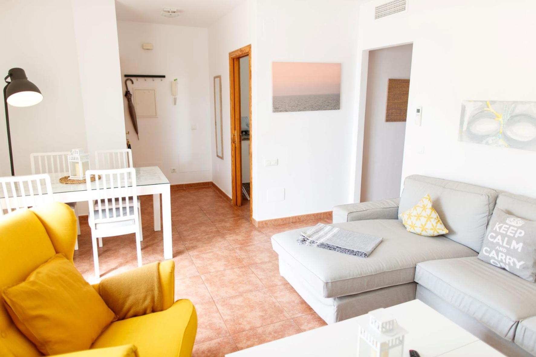 Apartamento Aire De Mar, Top Floor Flat With Sea Views And Two Terraces Caleta De Velez Exterior photo